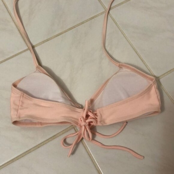 Light Pink Bikini Top (XS) - Picture 2 of 4